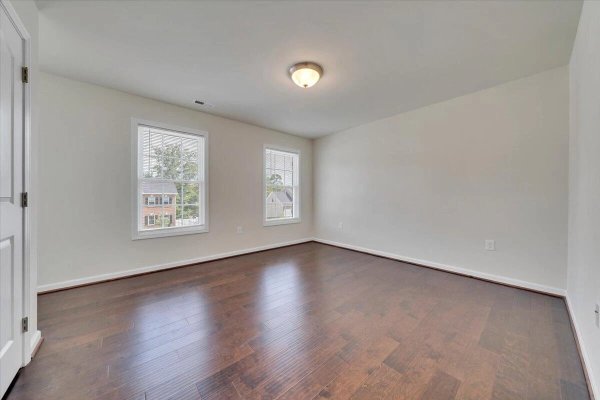 4936 Warrior DR - Photo 33