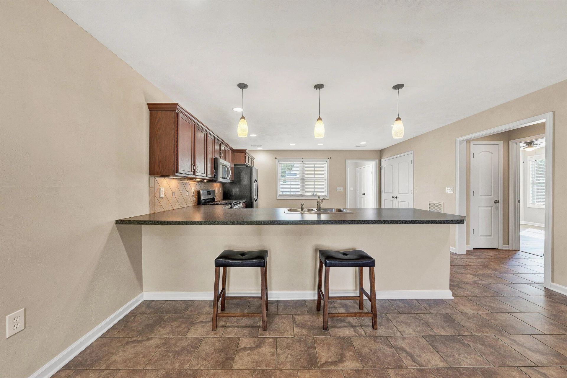 1203 Missouri AVE - Photo 10