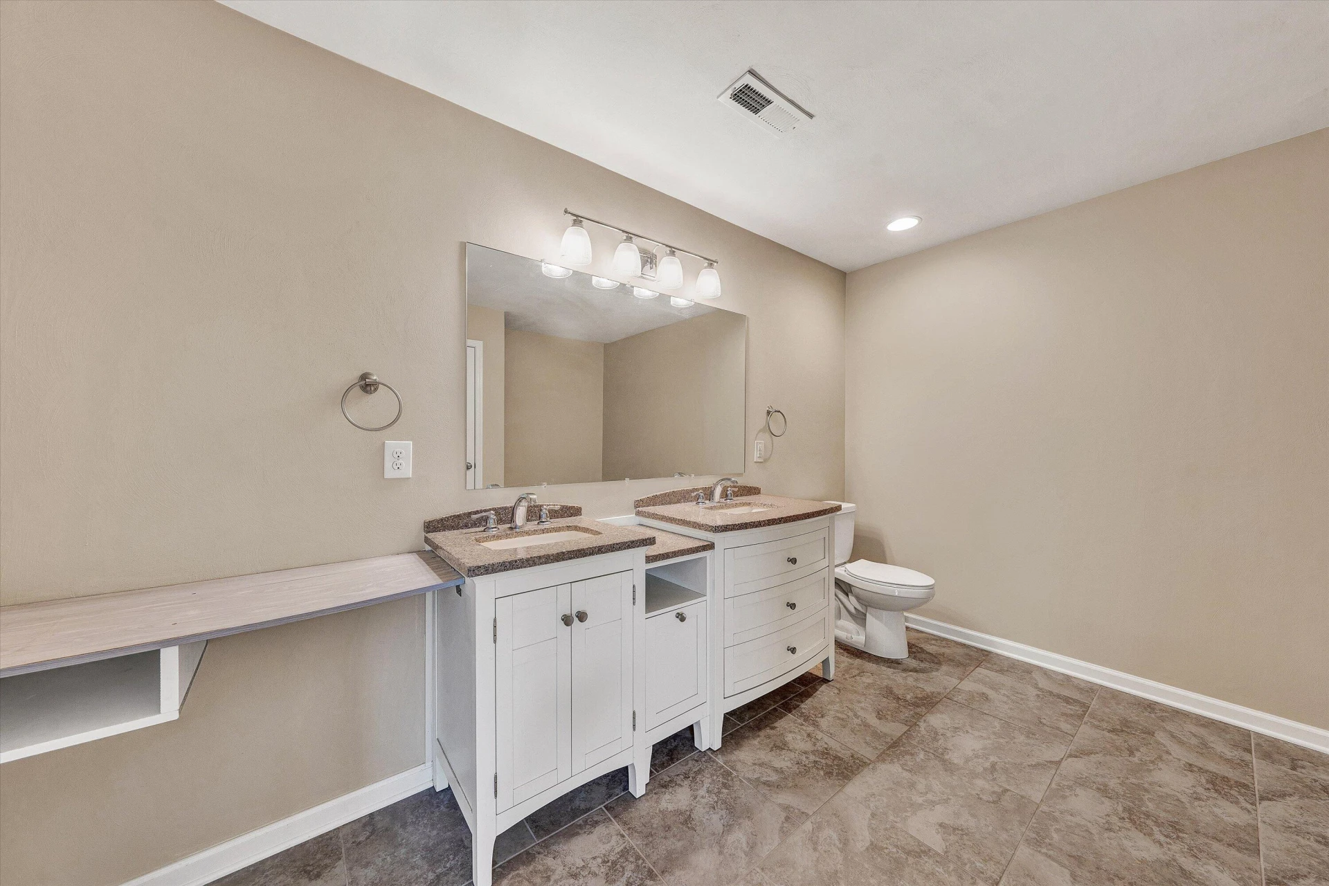 1203 Missouri AVE - Photo 24