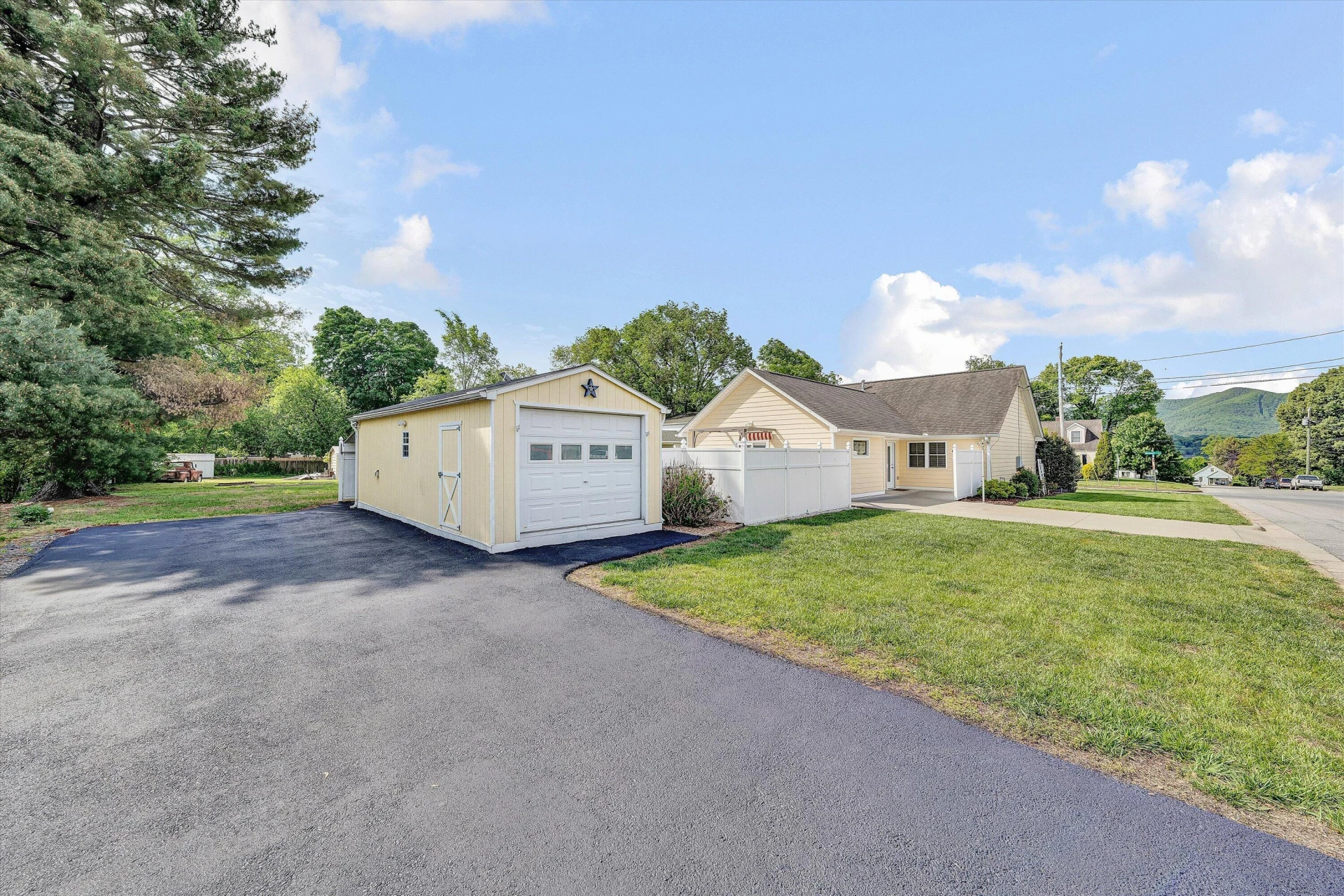 1203 Missouri AVE - Photo 36