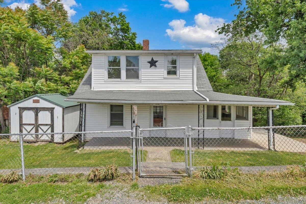 1913 Willis ST