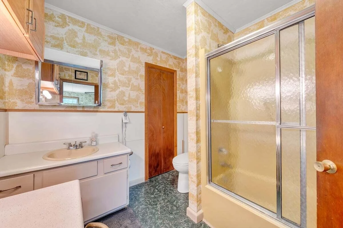 93 Forest AVE - Photo 12