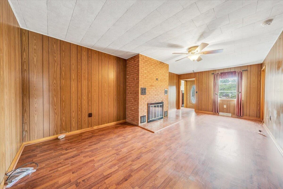 93 Forest AVE - Photo 16