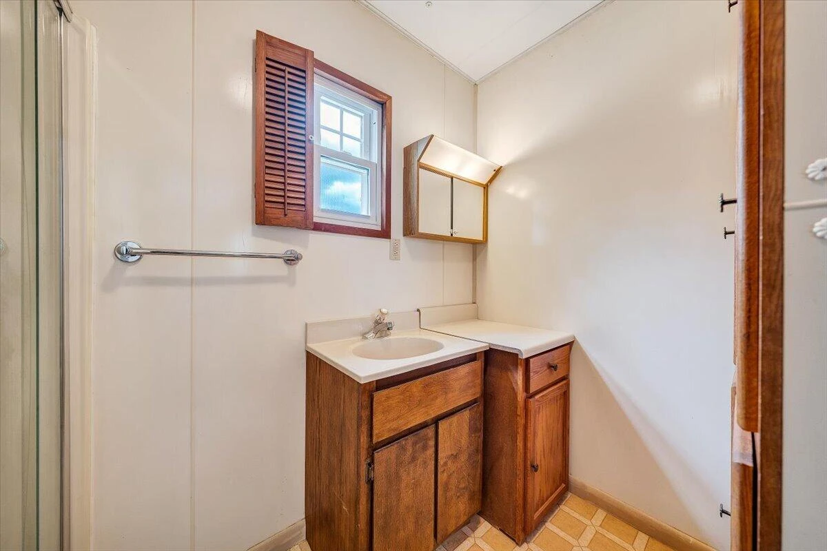 93 Forest AVE - Photo 20