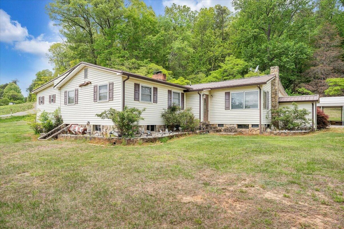 93 Forest AVE - Photo 48