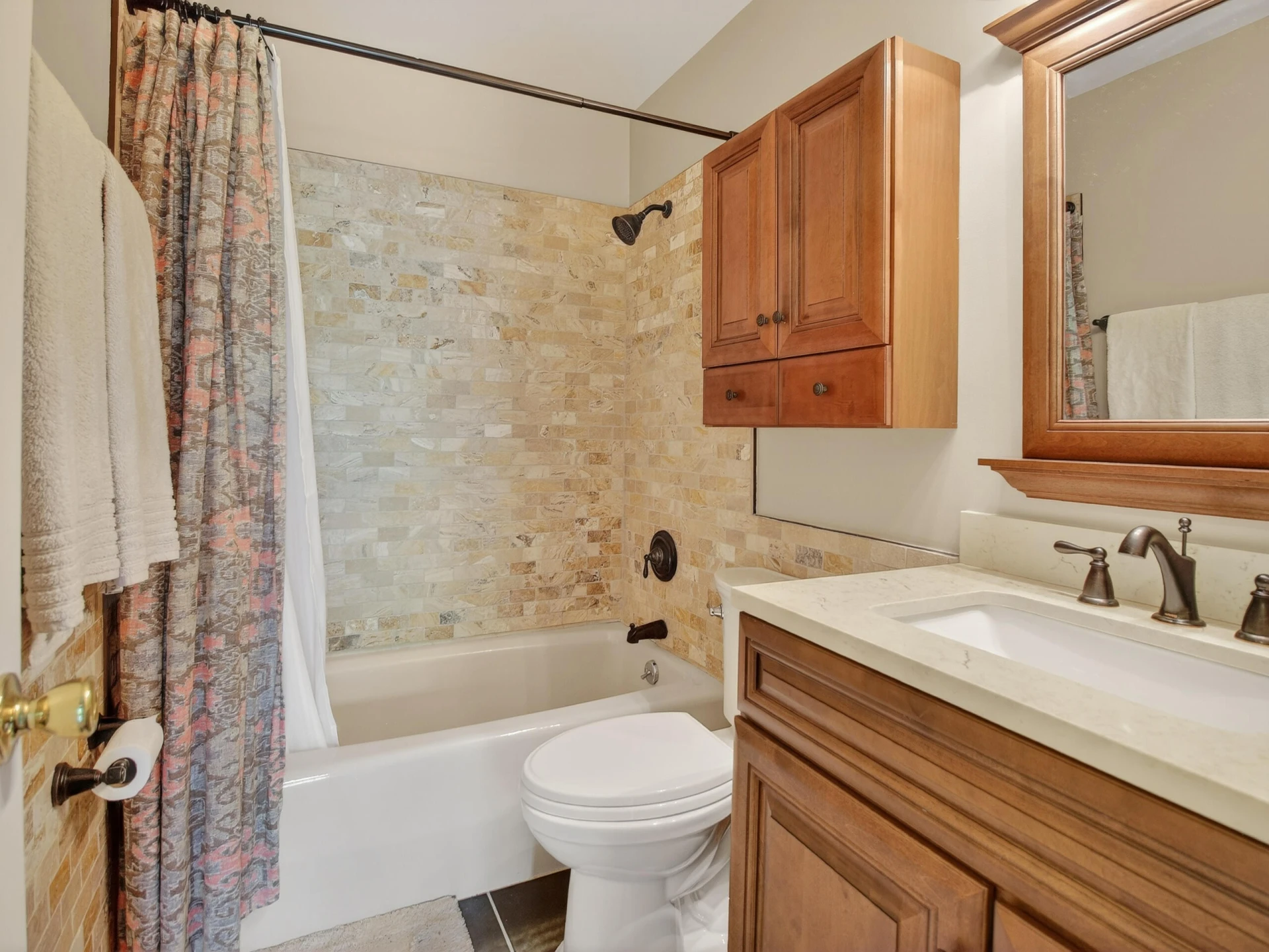 120 Camelot CT - Photo 24