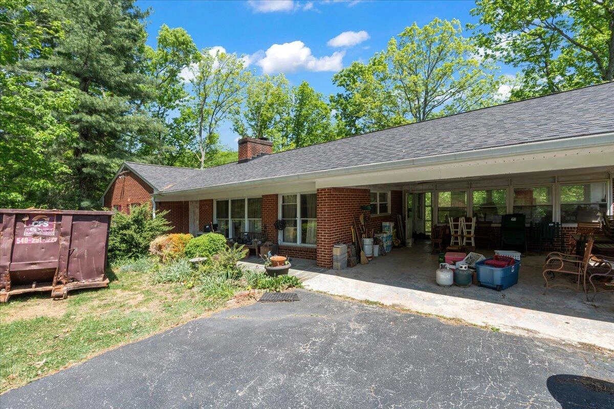 6671 Suncrest DR - Photo 22
