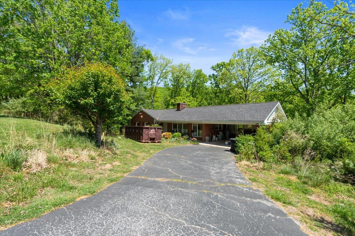 6671 Suncrest DR - Photo 23
