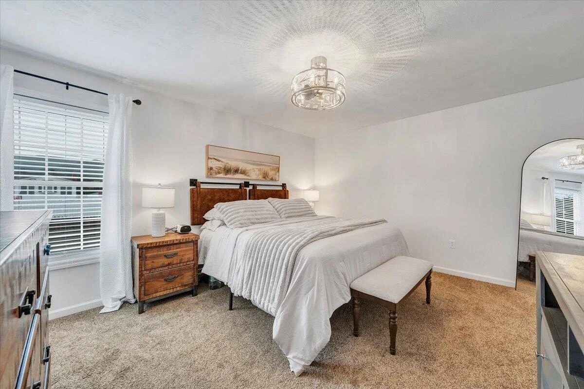 439 Howard DR - Photo 17