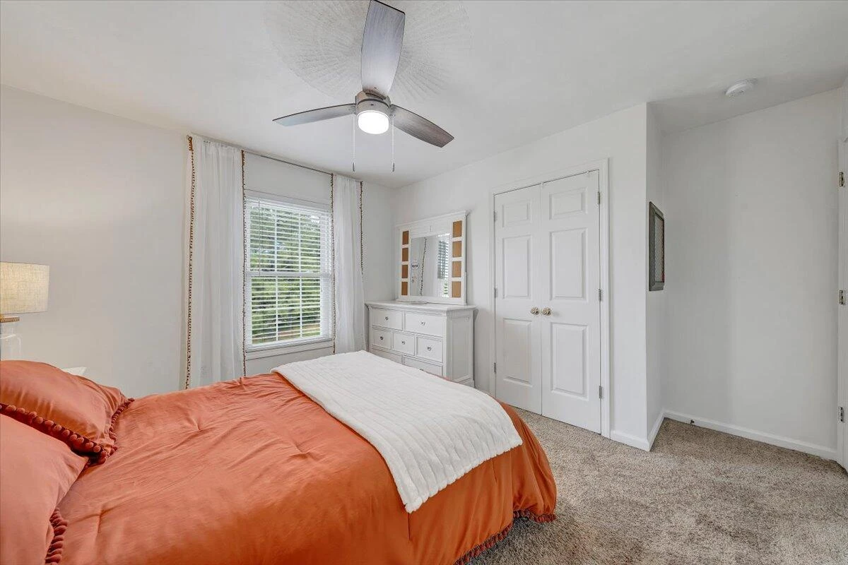 439 Howard DR - Photo 22