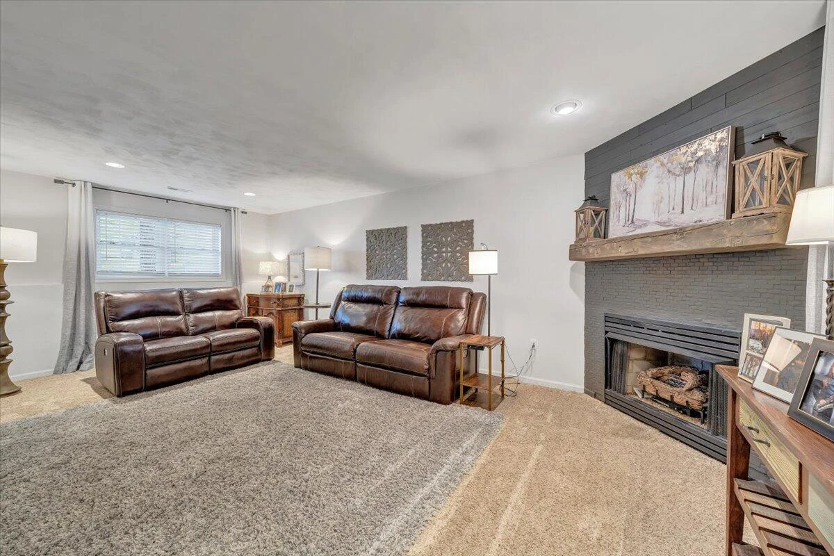 439 Howard DR - Photo 29