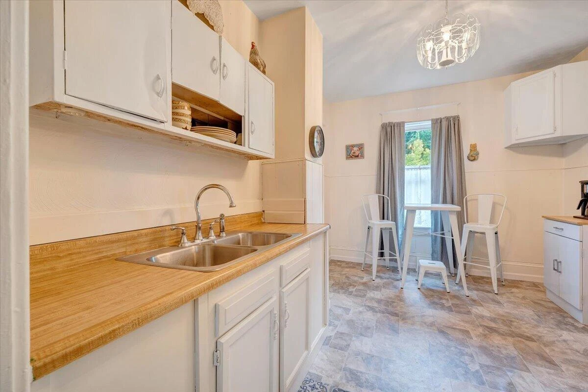 1524 Tazewell AVE SE - Photo 16
