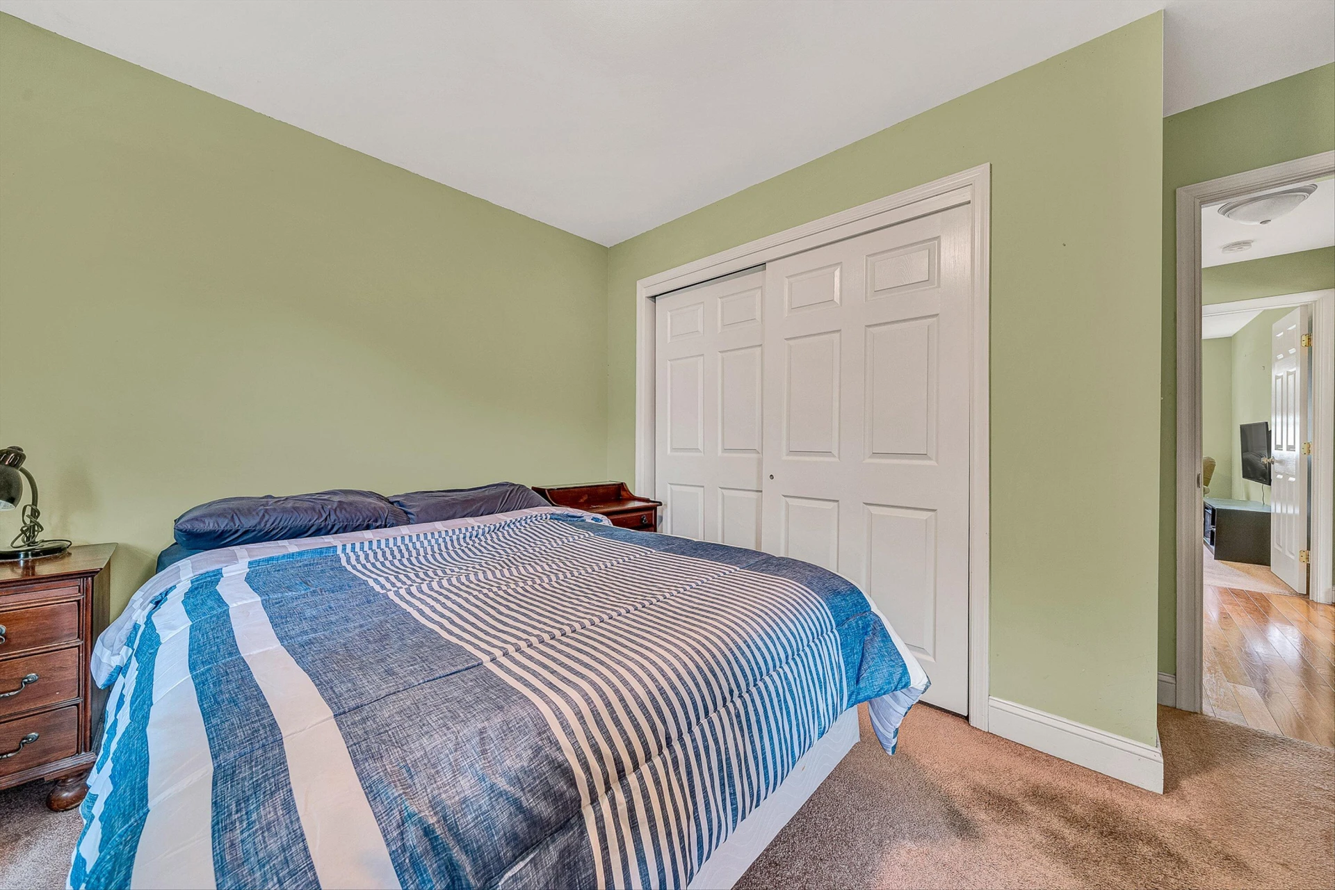 725 Windsor AVE SW - Photo 12