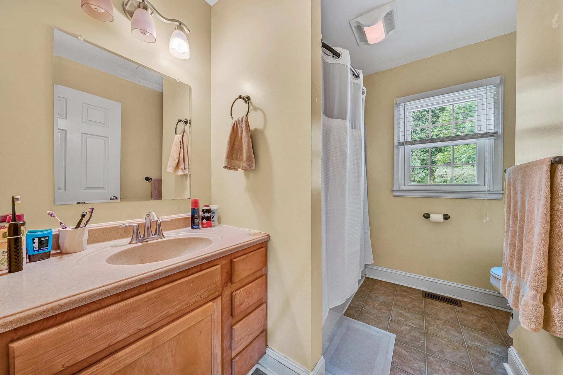 725 Windsor AVE SW - Photo 14