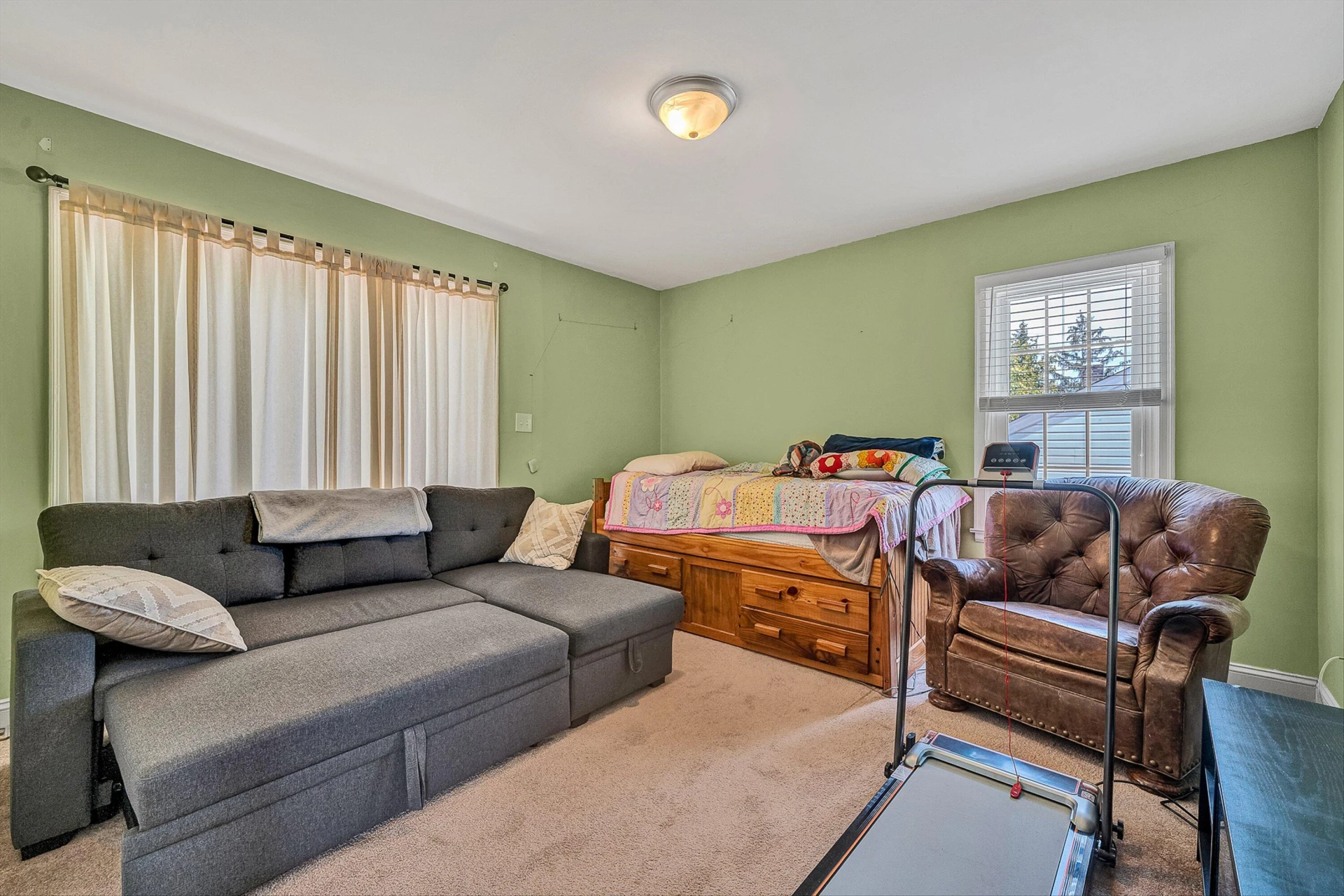 725 Windsor AVE SW - Photo 15