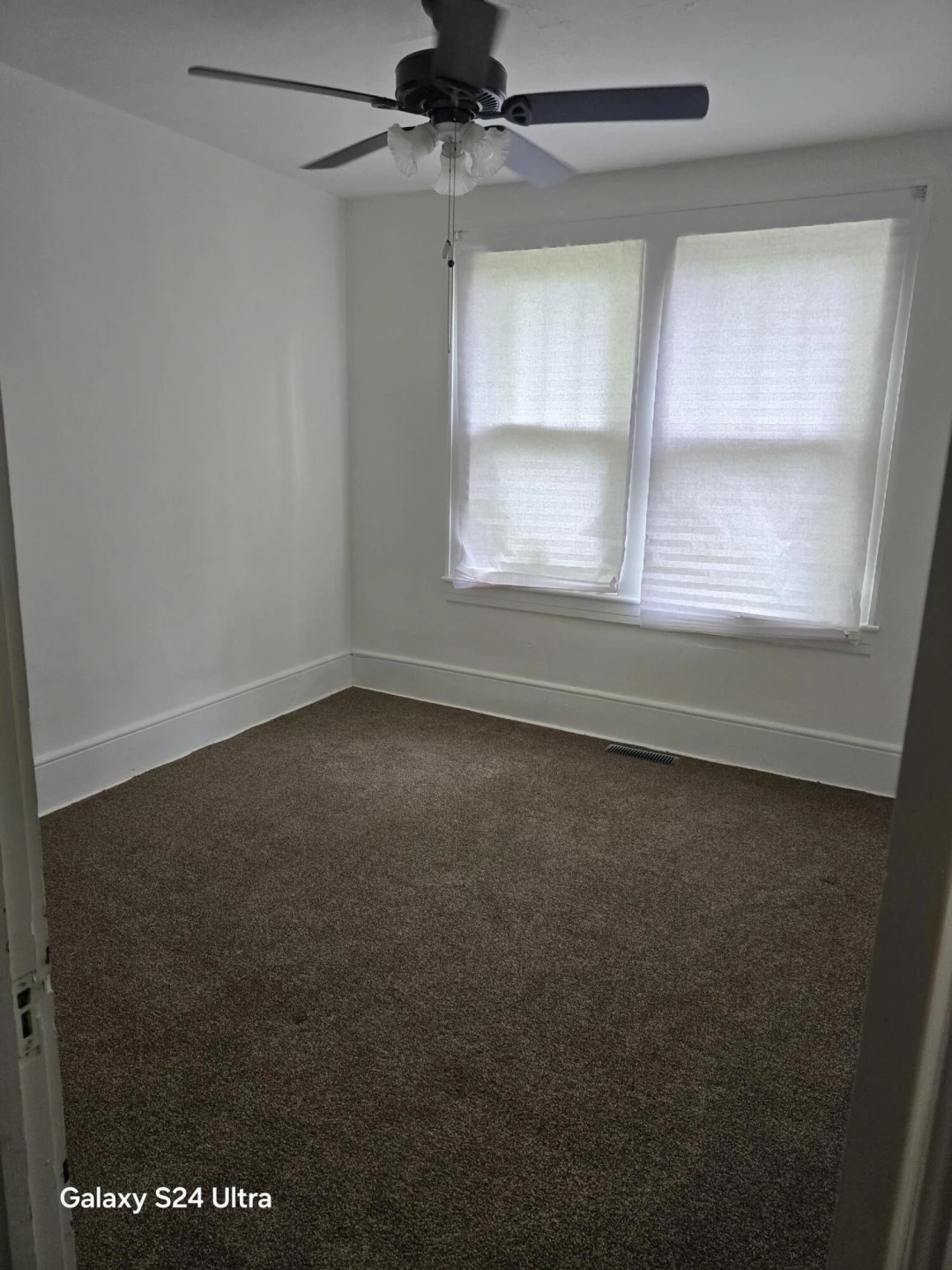 113 Princeton CIR NE - Photo 5