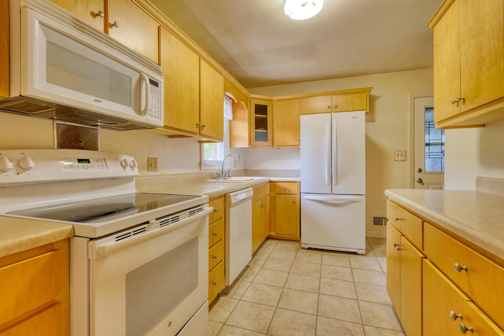 5410 Warwood DR - Photo 14