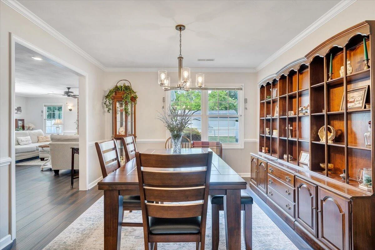 1721 Mill Pond DR - Photo 11