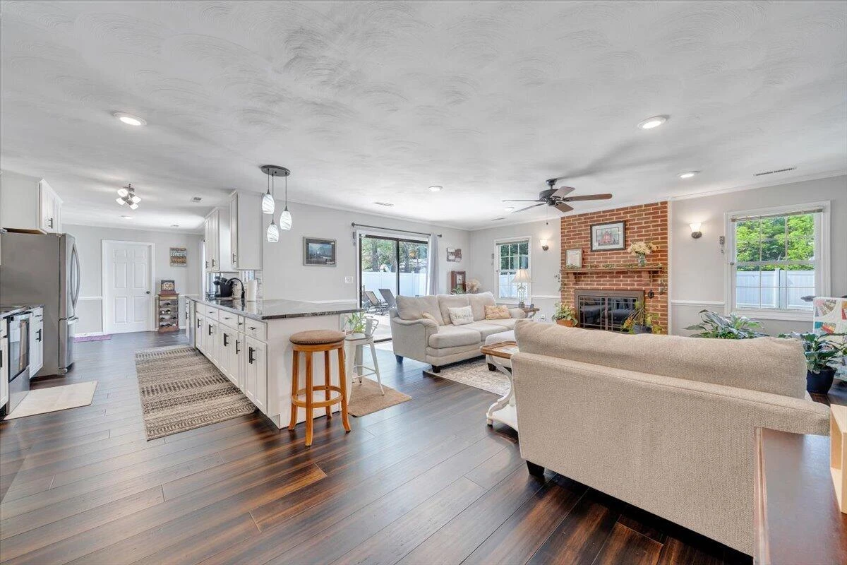 1721 Mill Pond DR - Photo 14