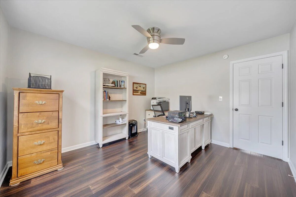 1721 Mill Pond DR - Photo 32