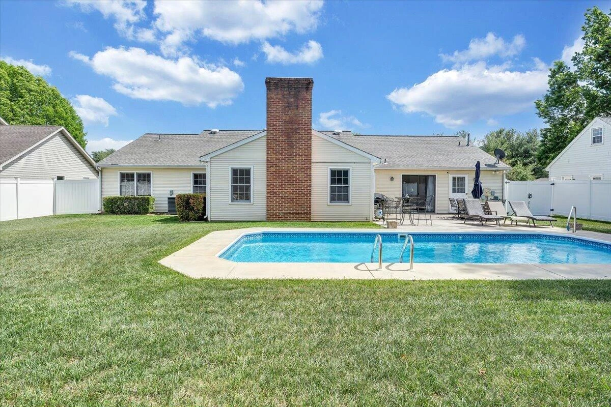 1721 Mill Pond DR - Photo 46