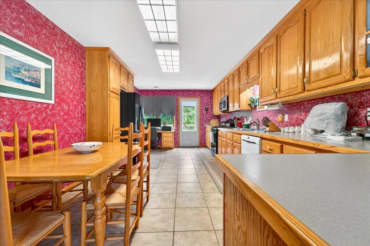 303 Oak Ridge DR - Photo 13