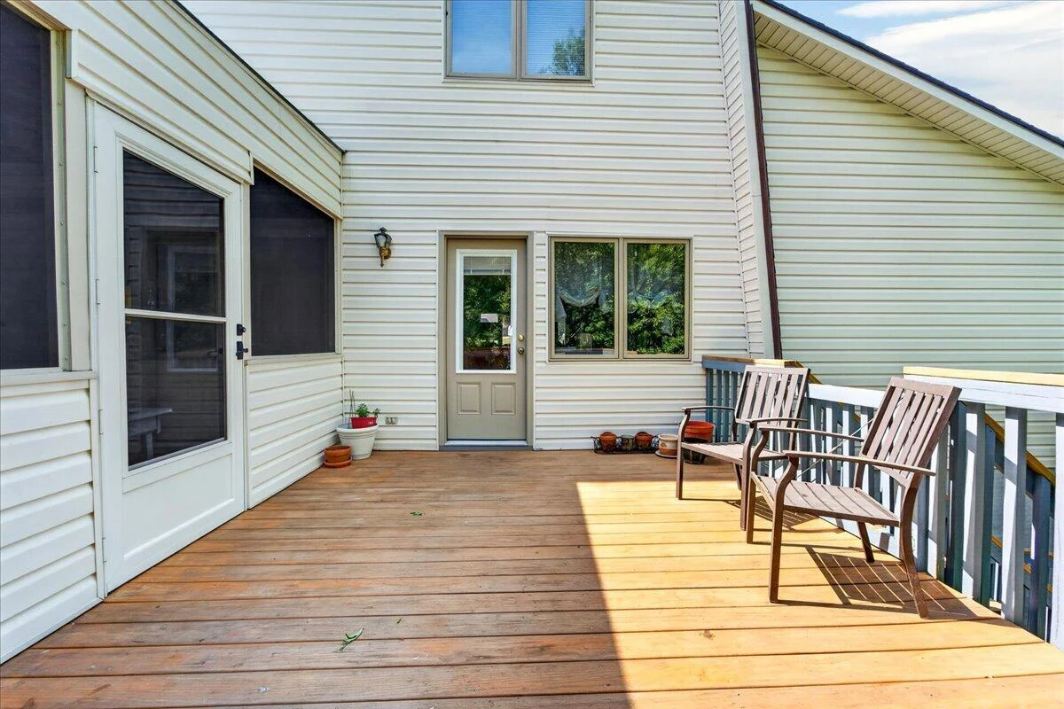 303 Oak Ridge DR - Photo 20