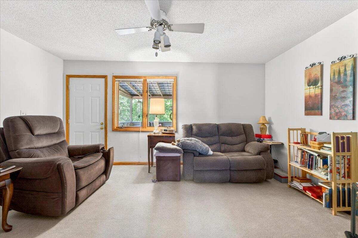 303 Oak Ridge DR - Photo 28