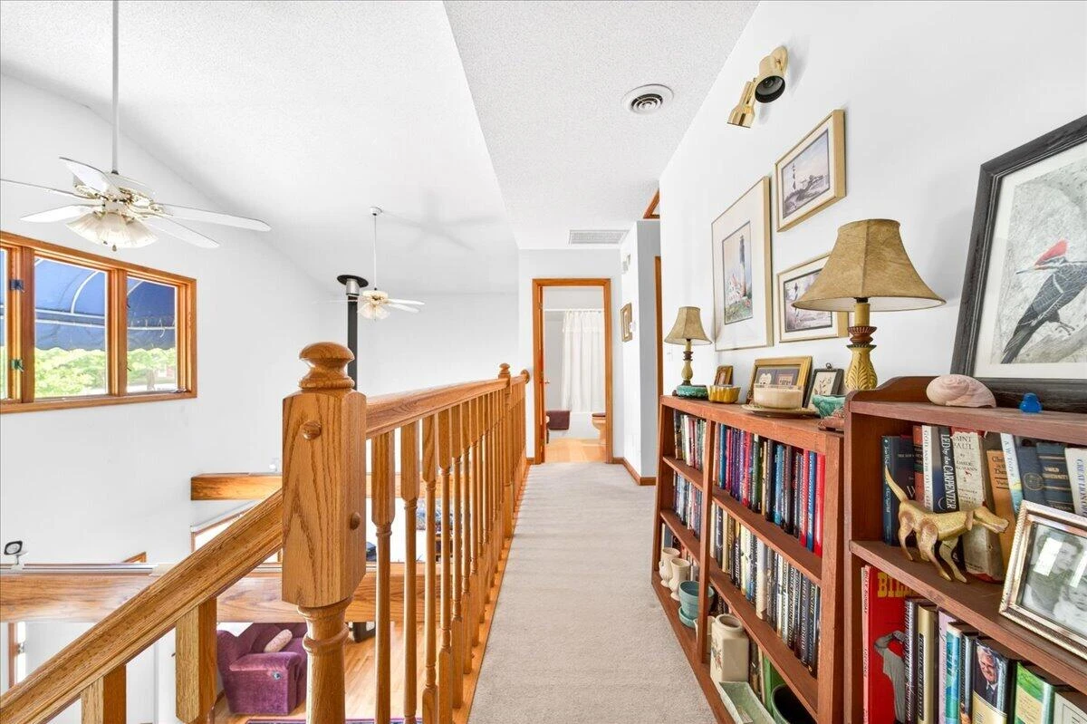303 Oak Ridge DR - Photo 37