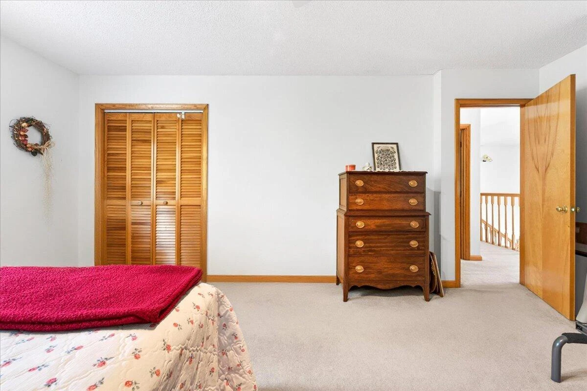 303 Oak Ridge DR - Photo 43