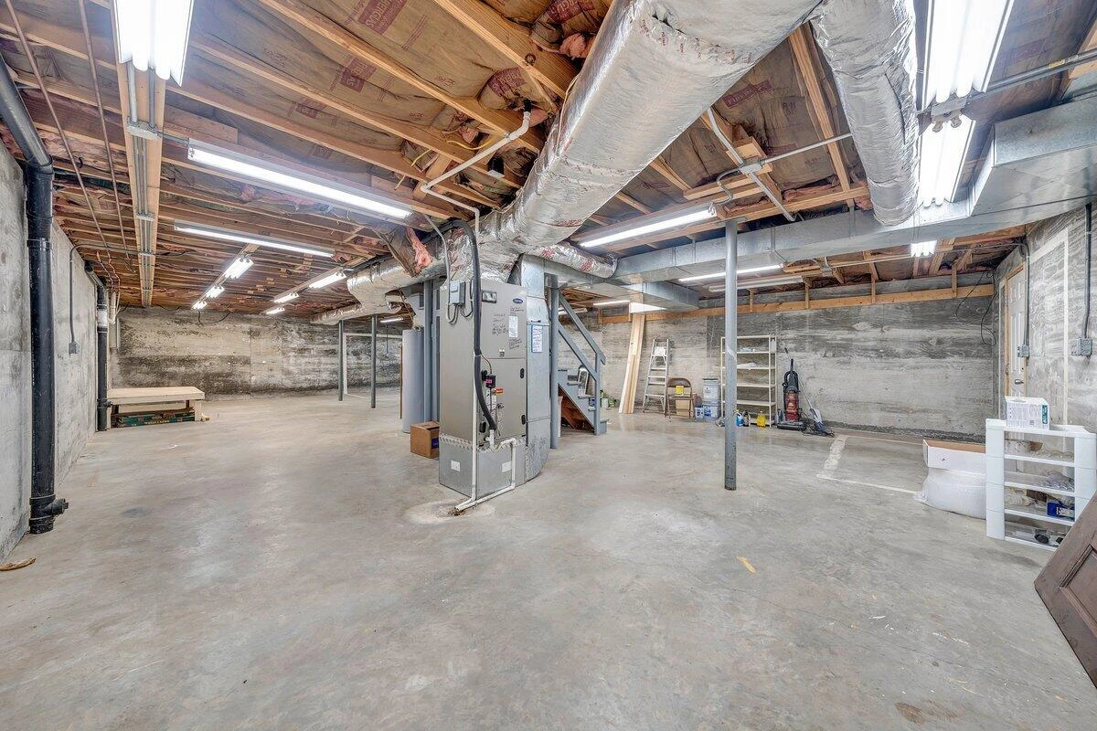 3404 Canter CIR - Photo 45