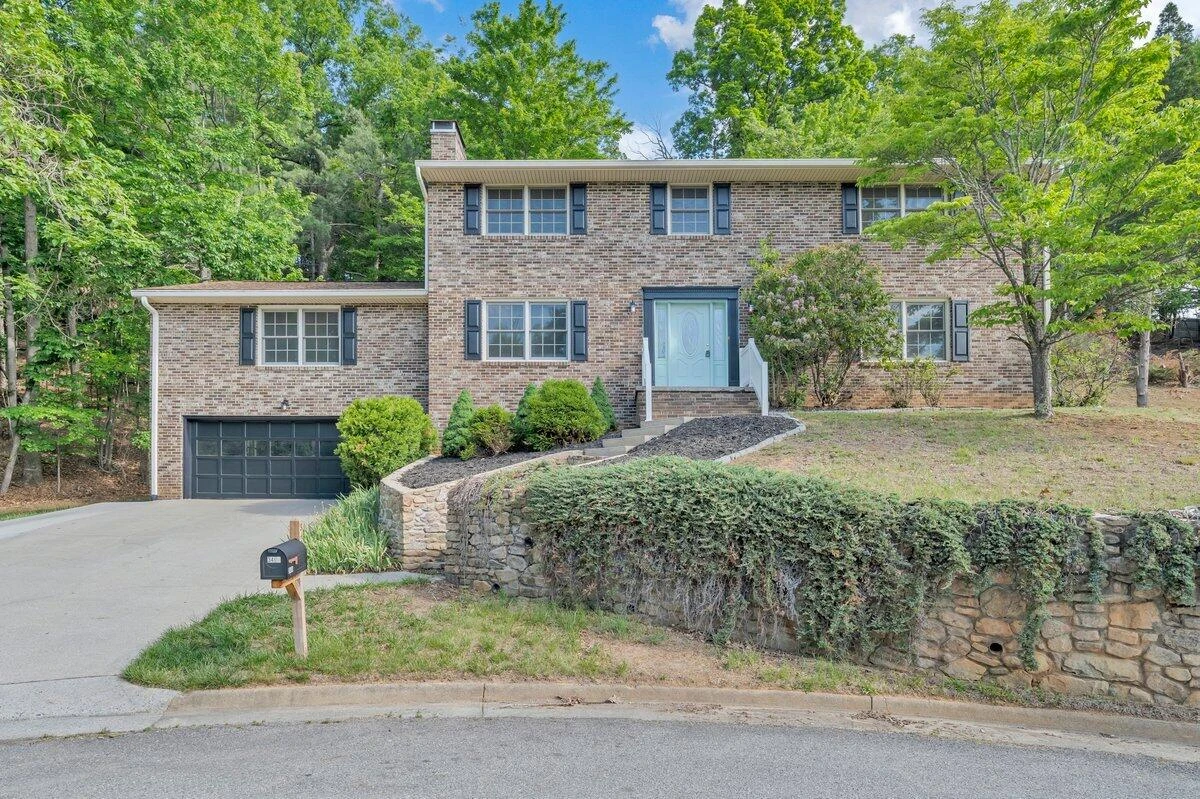 3404 Canter CIR - Photo 48