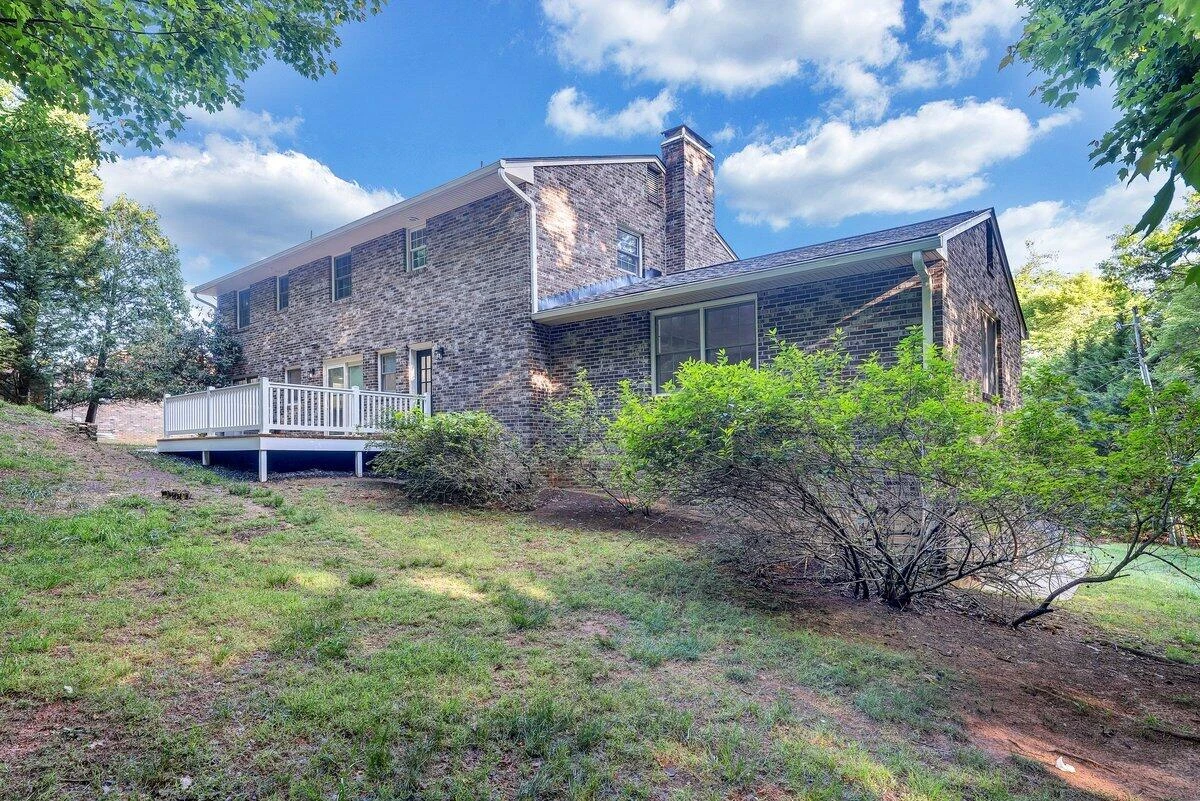 3404 Canter CIR - Photo 53