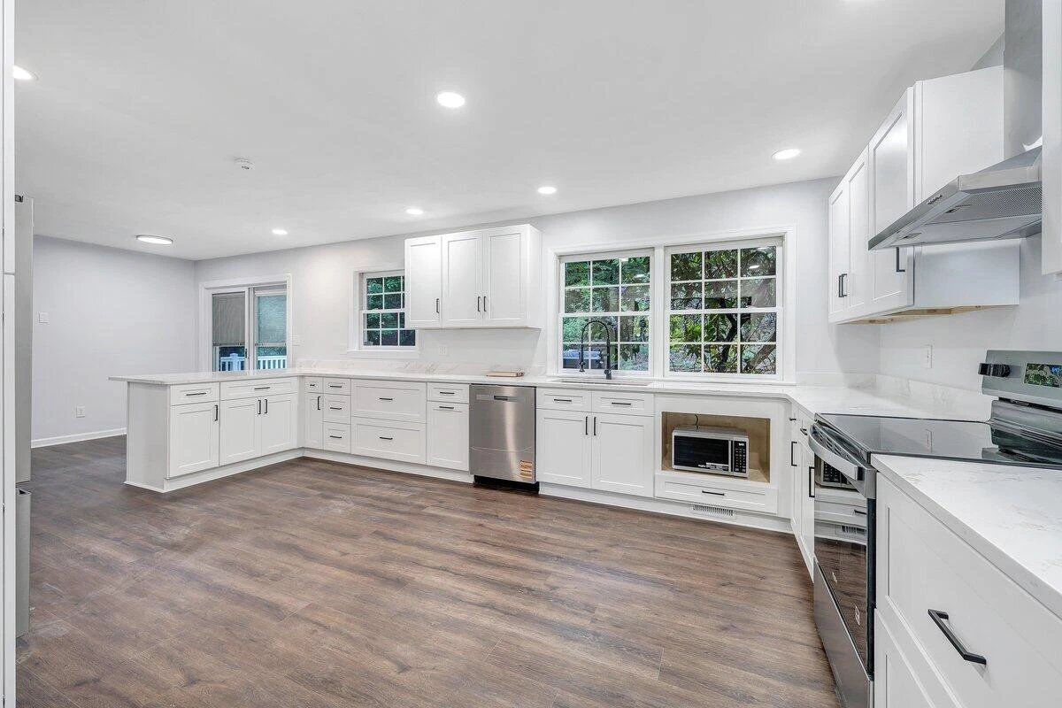 3404 Canter CIR - Photo 9