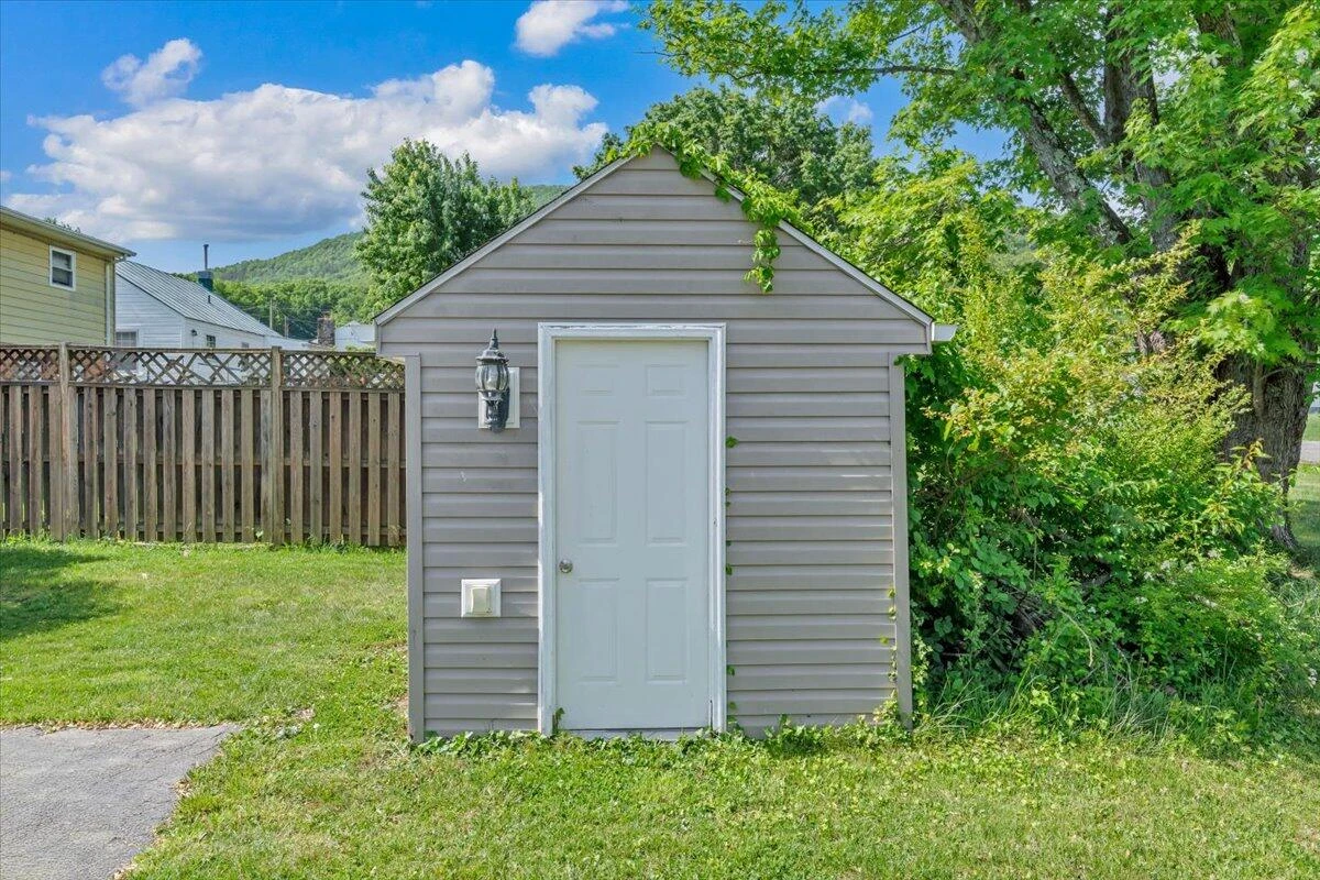 3705 New Spring Branch RD - Photo 36