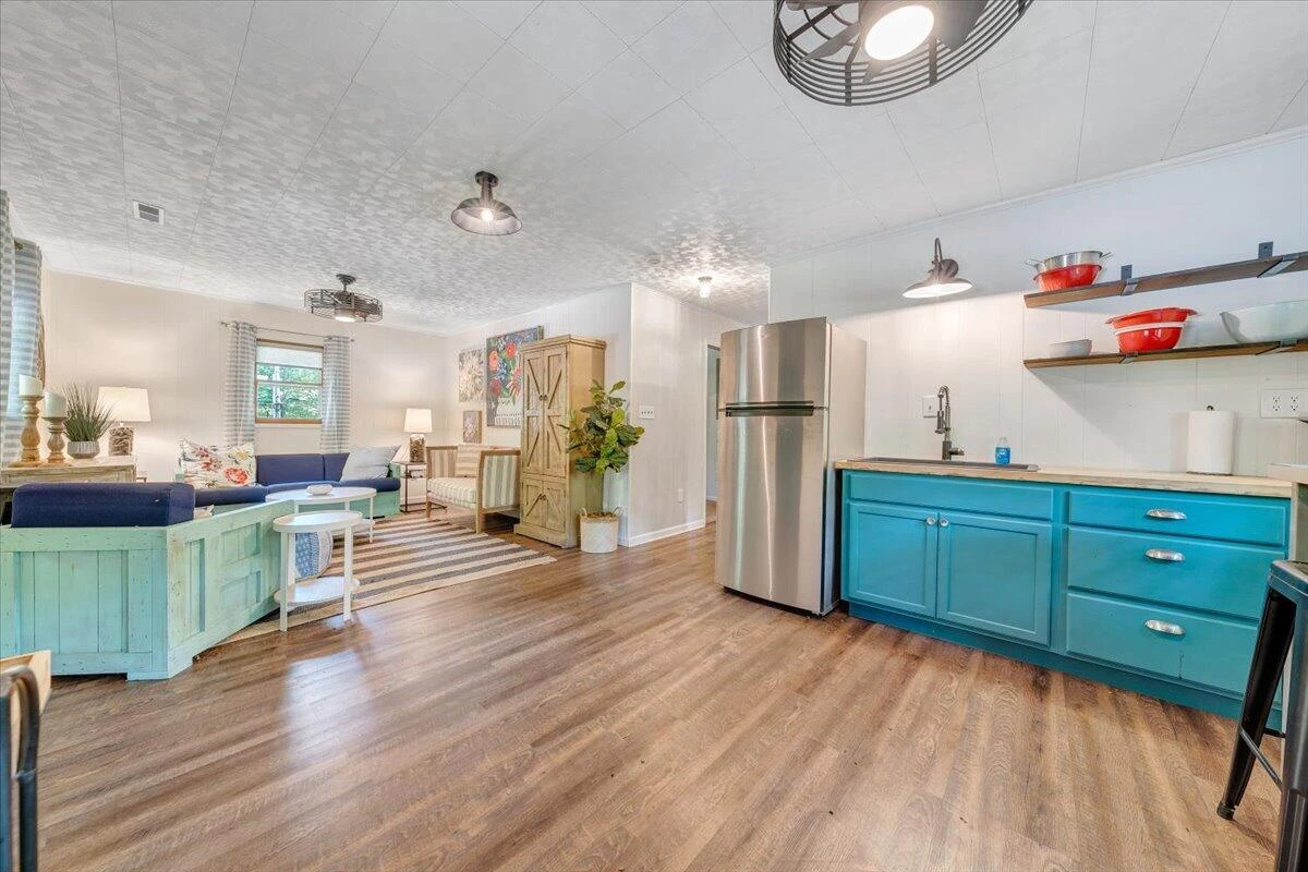267 Summer LN - Photo 15