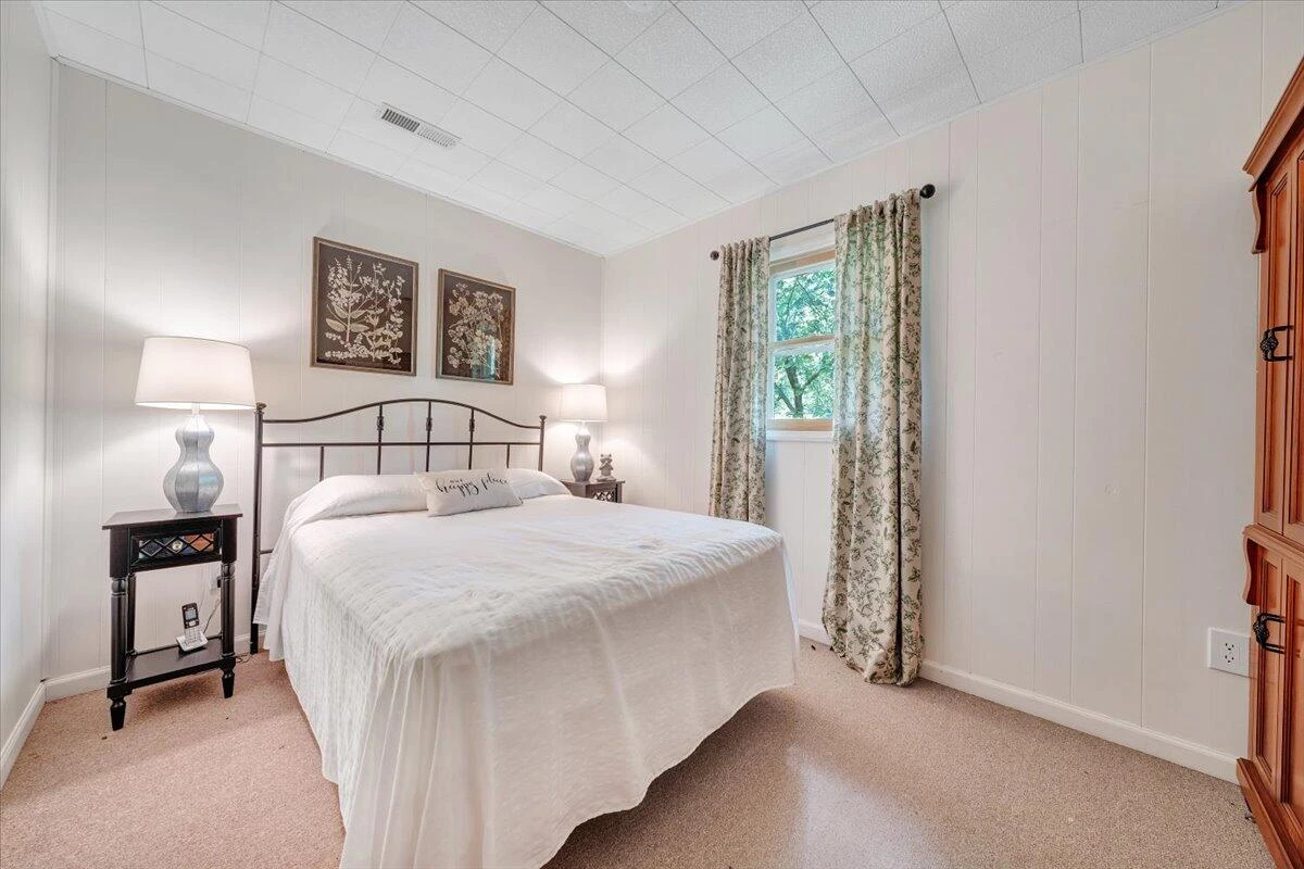 267 Summer LN - Photo 20