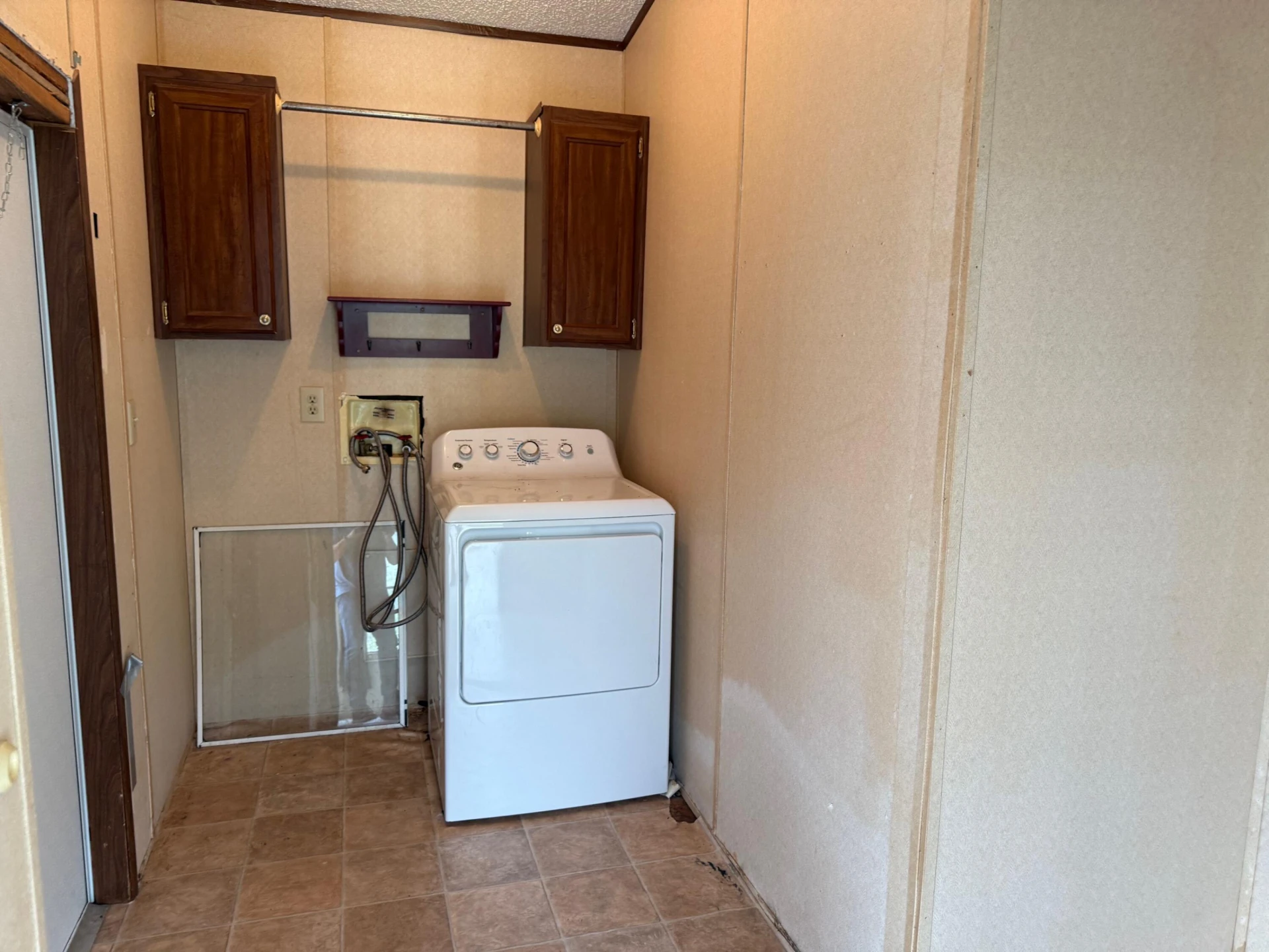 2468 Valley Center RD - Photo 16