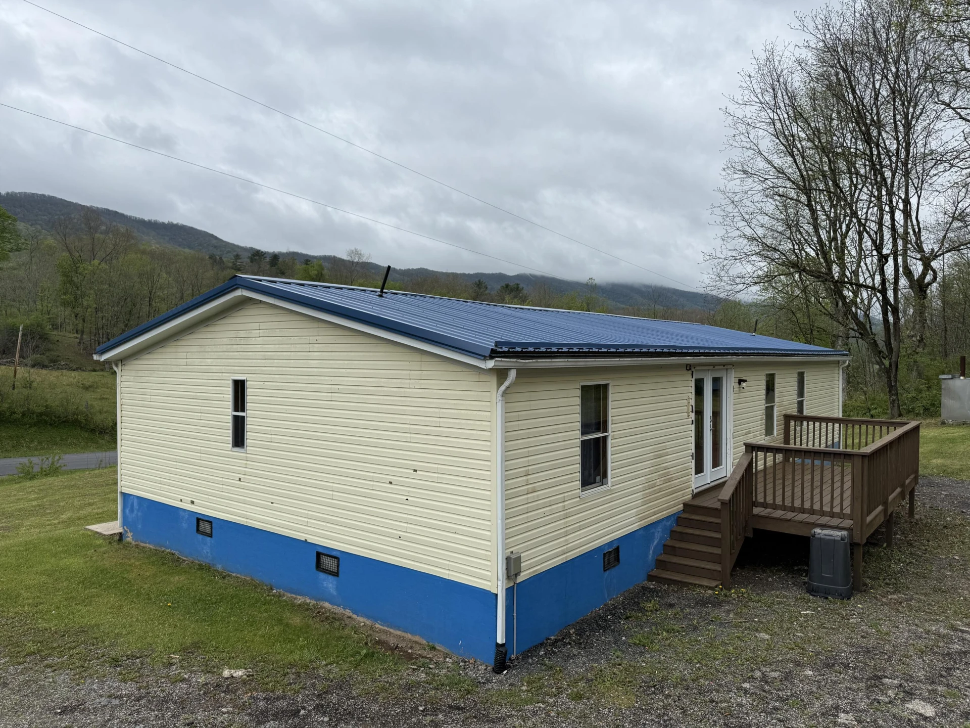 2468 Valley Center RD - Photo 7