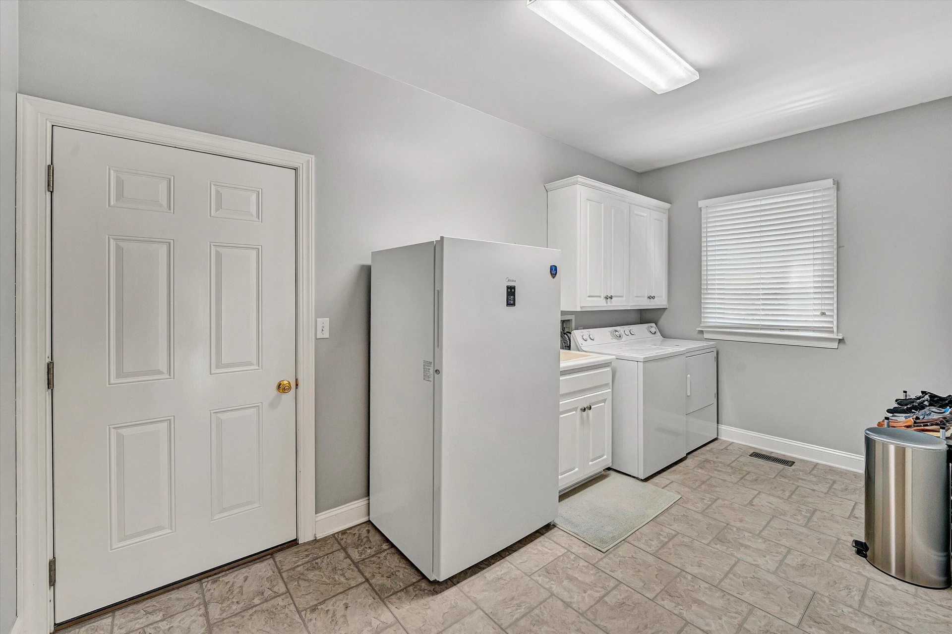 387 Channelview DR - Photo 24