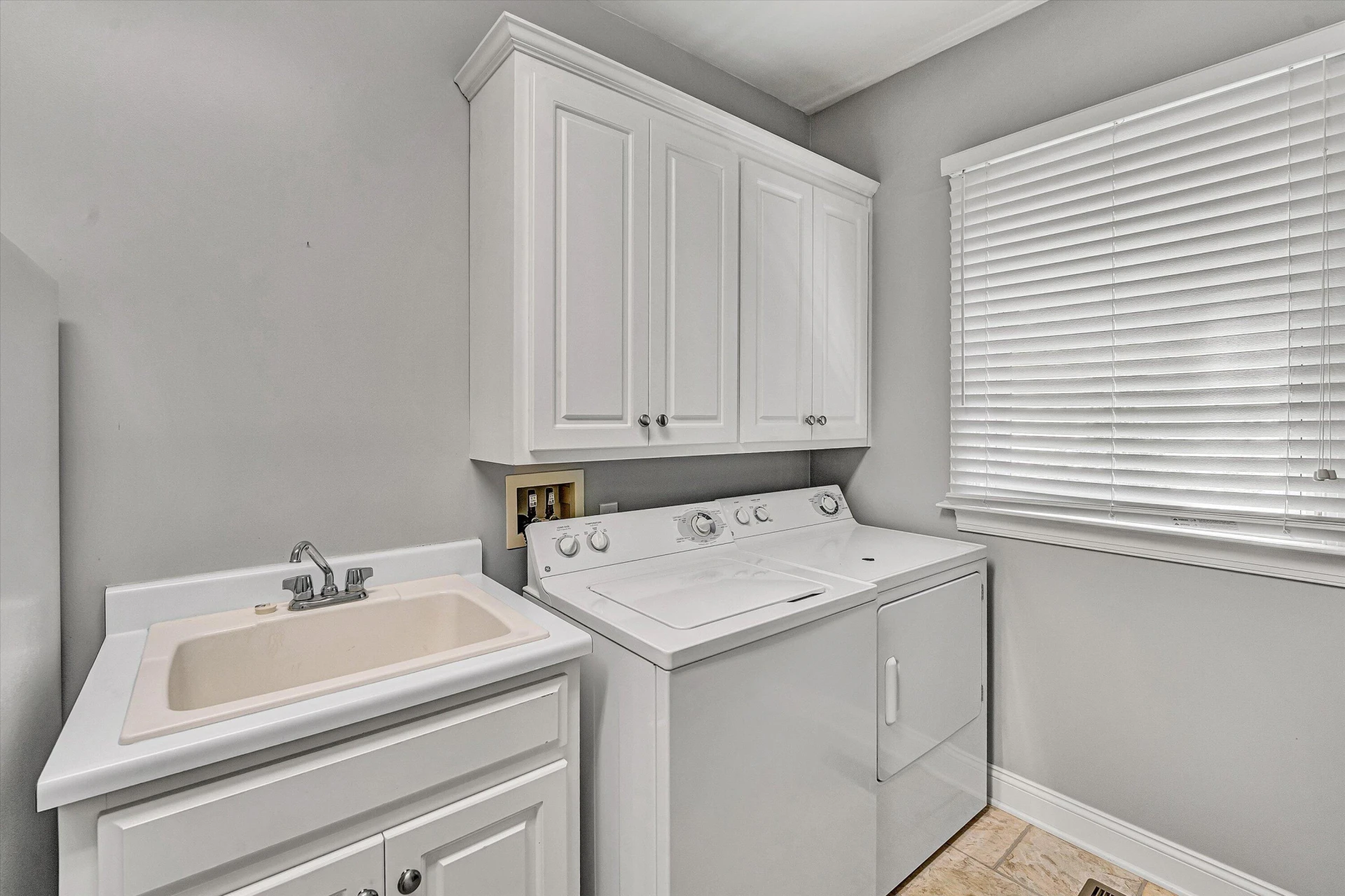 387 Channelview DR - Photo 30
