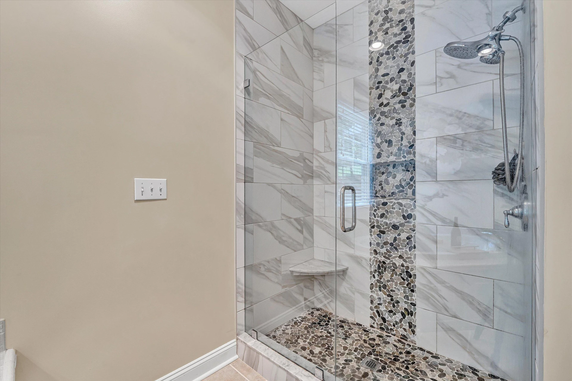 387 Channelview DR - Photo 33
