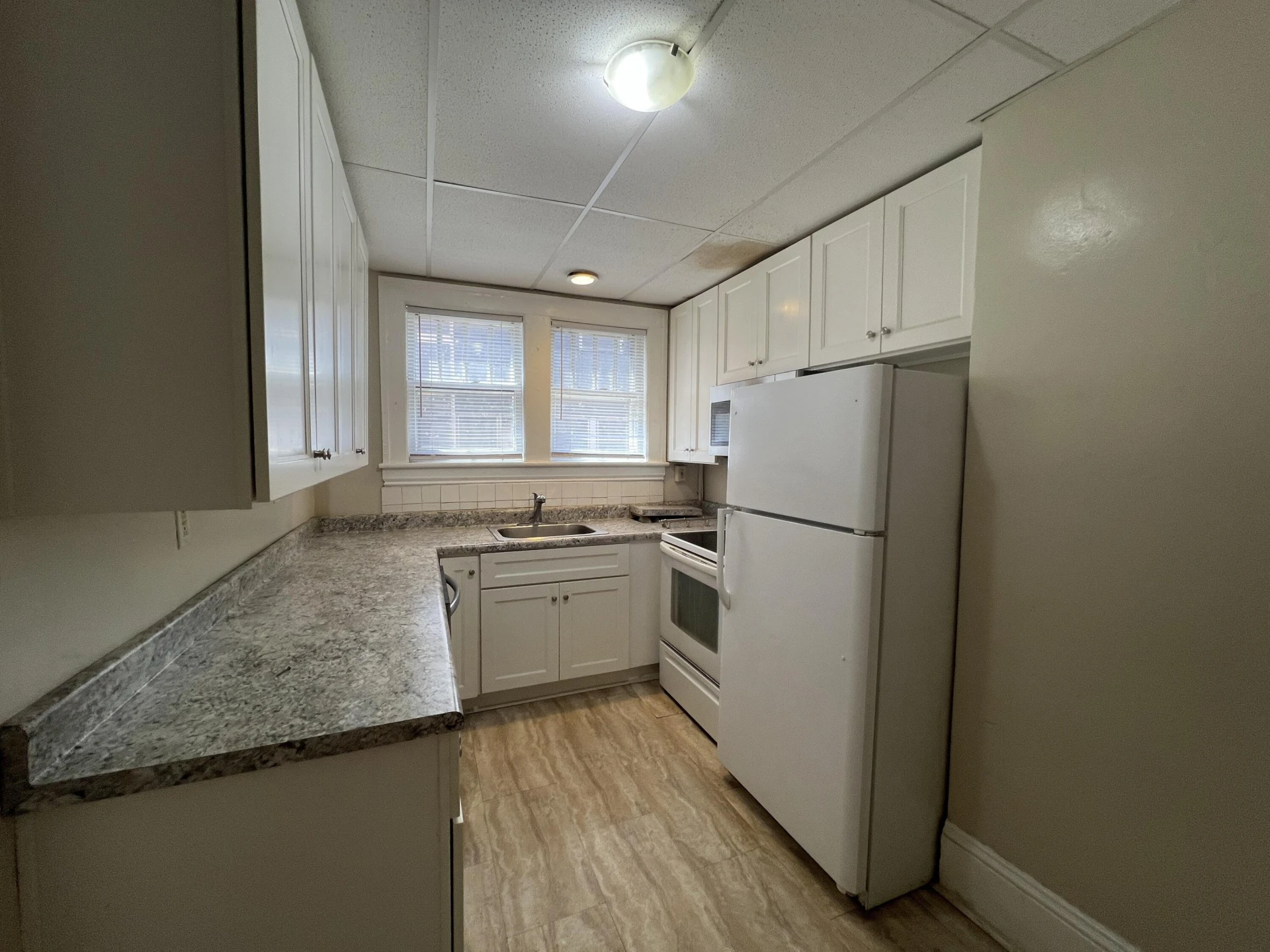2011 Denniston AVE SW - Photo 12