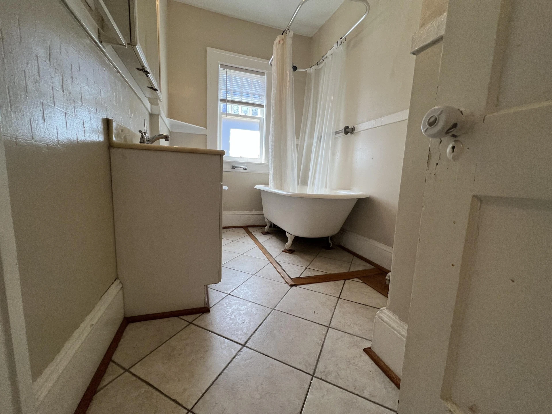 2011 Denniston AVE SW - Photo 17