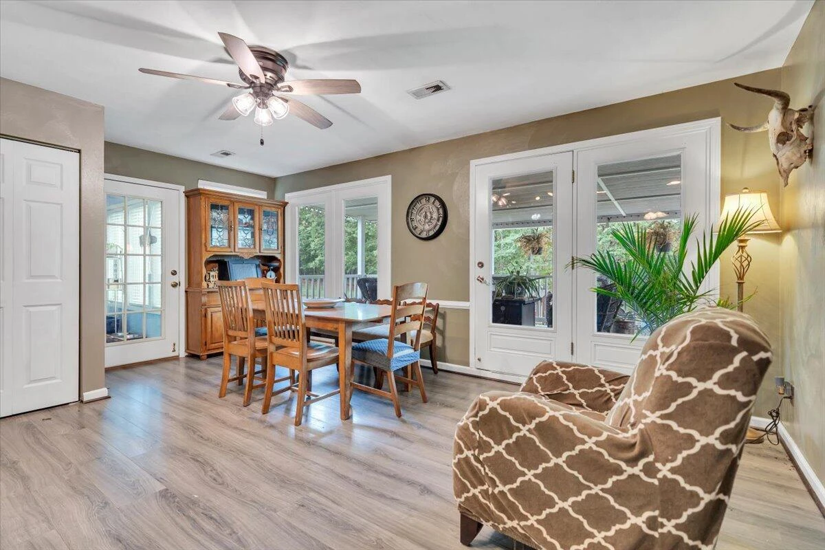 933 Martin McNeil RD - Photo 14
