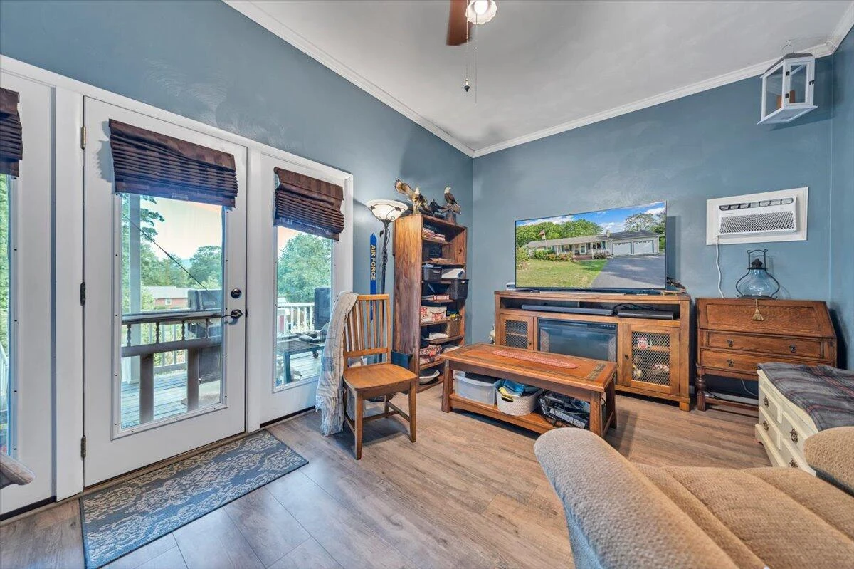 933 Martin McNeil RD - Photo 23