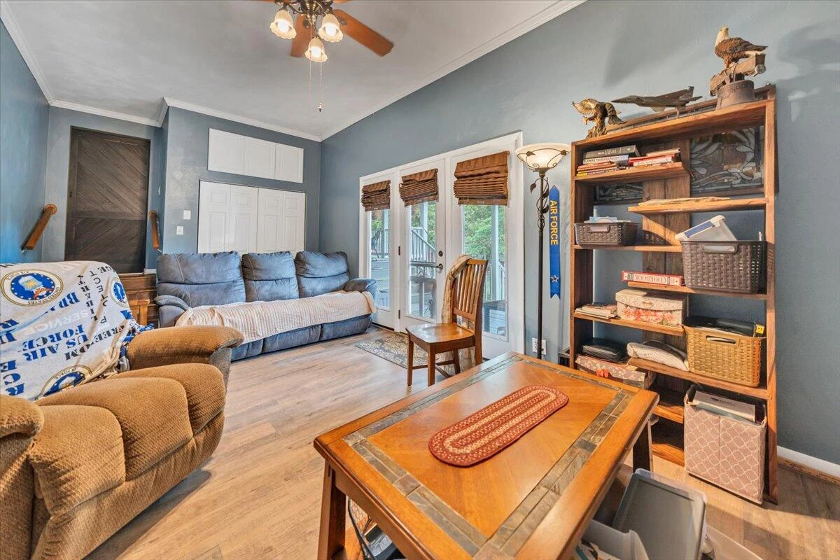 933 Martin McNeil RD - Photo 24