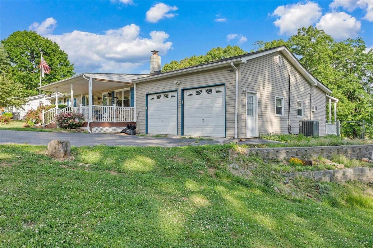 933 Martin McNeil RD - Photo 58