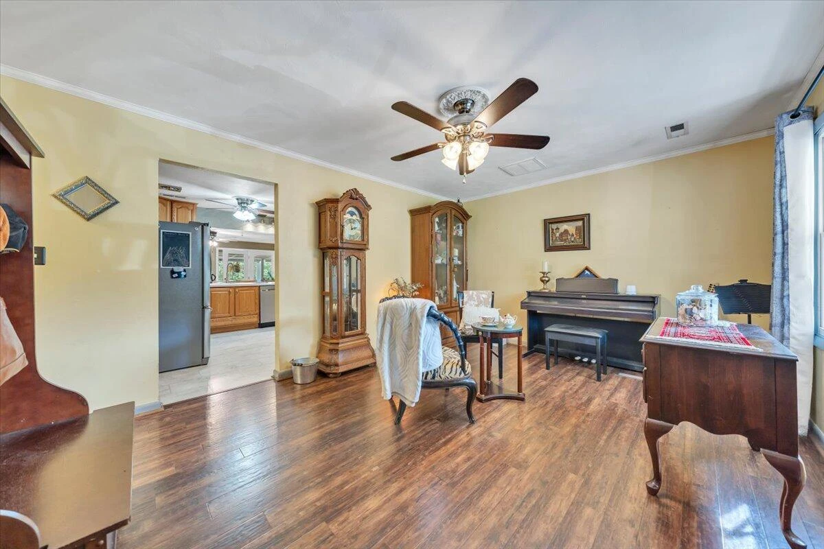 933 Martin McNeil RD - Photo 6