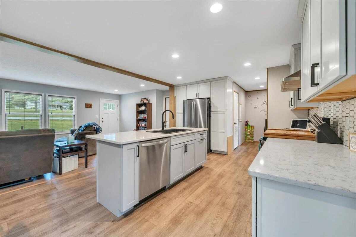 12328 Hardy RD - Photo 18